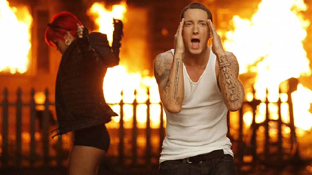 Видеопазл «Eminem – Love The Way You Lie ft. Rihanna»