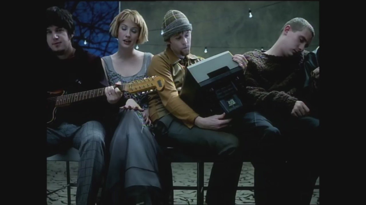 Видеопазл «Sixpence None The Richer – Kiss Me»